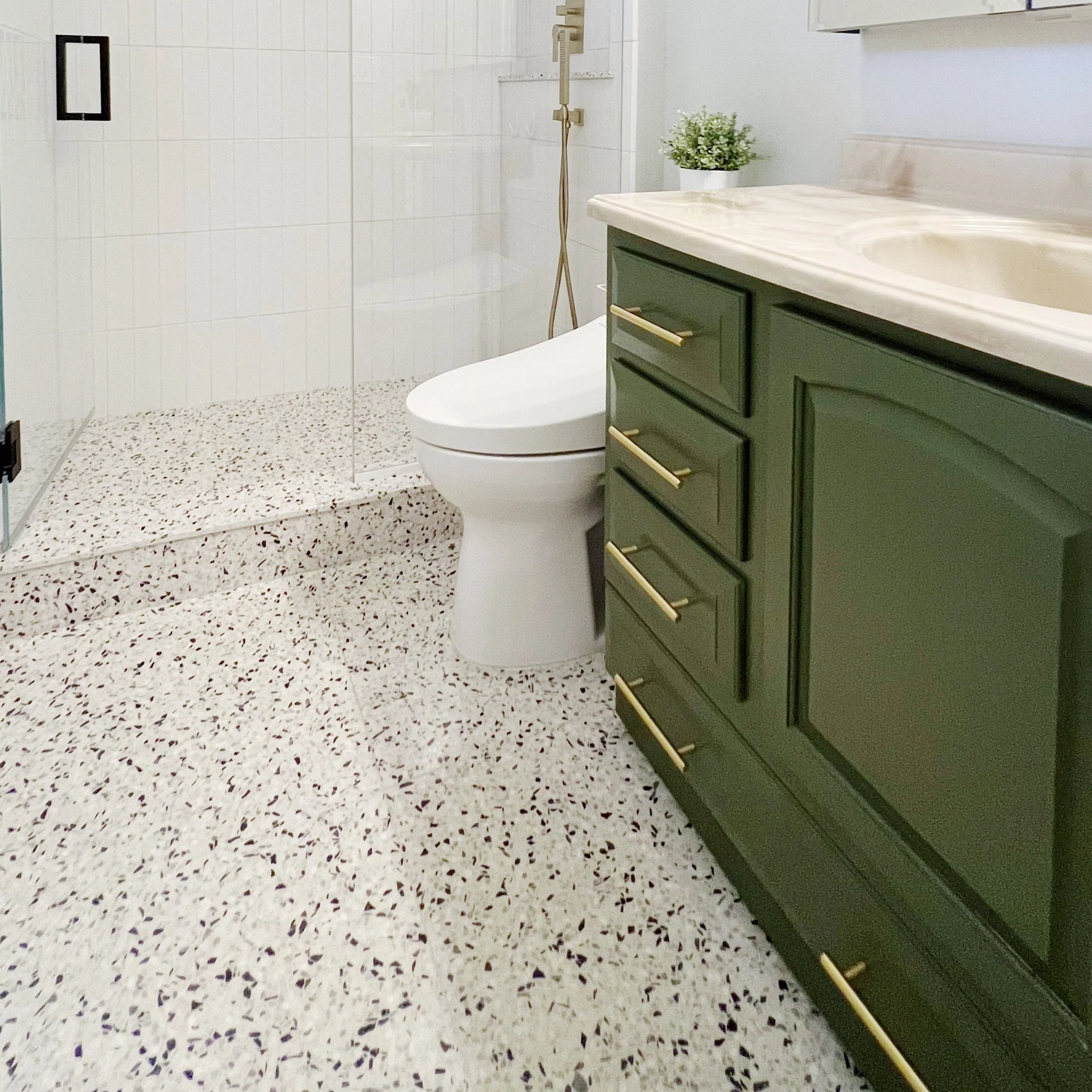 in stock // venice alabaster mmc + mbc 24"x24"x5/8" - Image 2